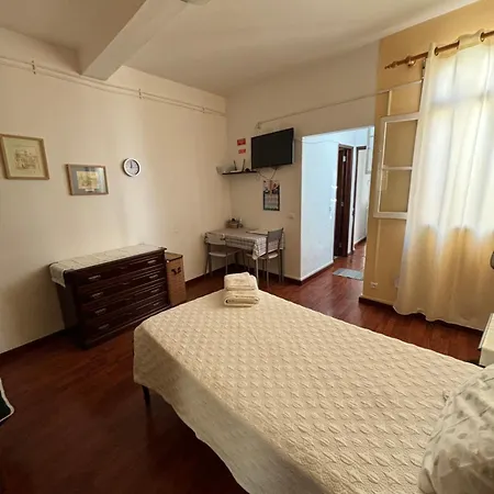 Cc39-q6 Habitación en casa particular Funchal (Madeira)